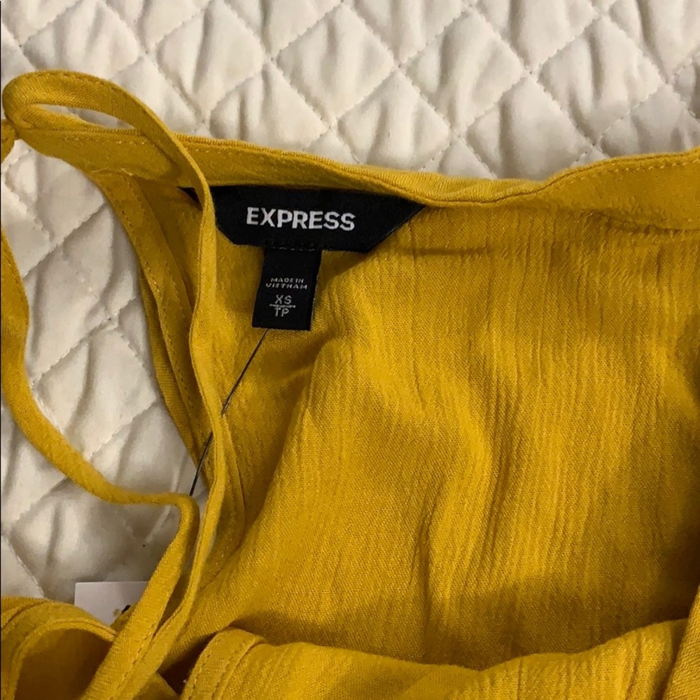 Women’s Express Top - Picture 2 of 3